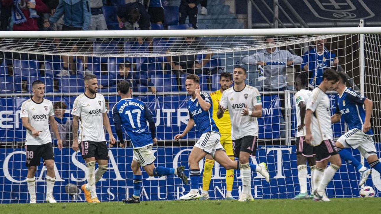 Derrota del Alba en el Carlos Tartiere por 3-0