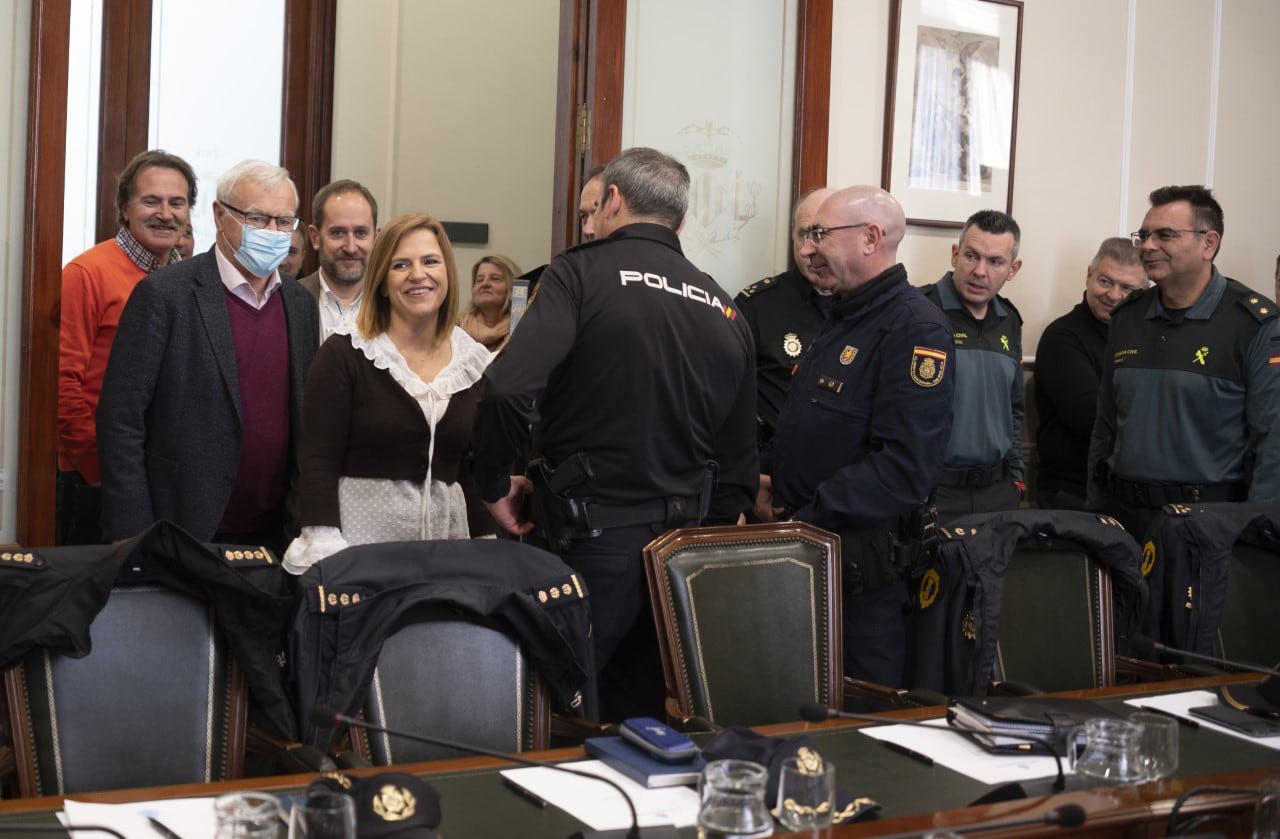 El alcalde de València, Joan Ribó, y la delegada del Gobierno en la Comunitat Valenciana, Pilar Bernabé, presiden la Junta de Seguridad de la ciudad con motivo de las Fallas 2023