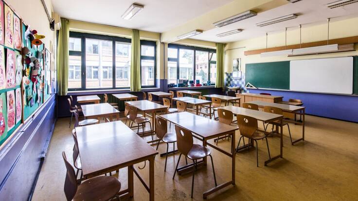 "Sabemos cómo y cuándo abrirán los bares pero no los colegios"