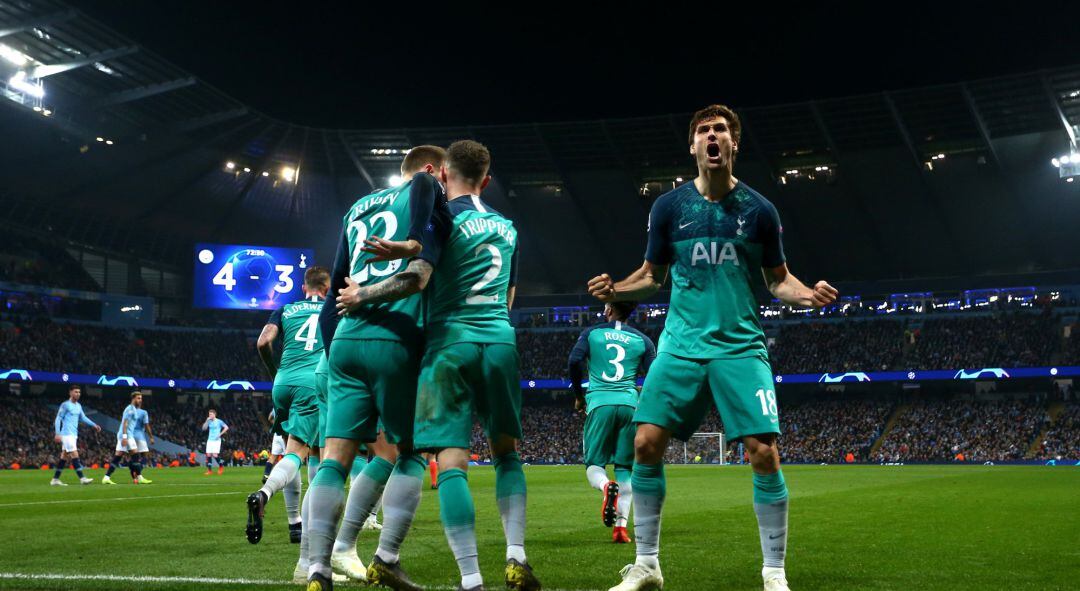 Fernando Llorente festeja su gol en cuartos de final