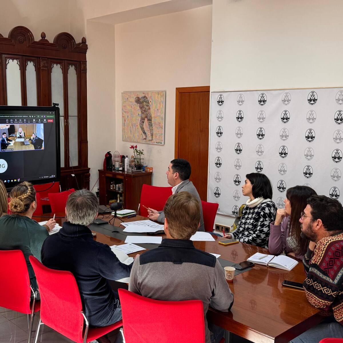 Alcoy y el Ministerio de Vivienda coordinan la construcción de 140 viviendas públicas en la Colonia de Aviación