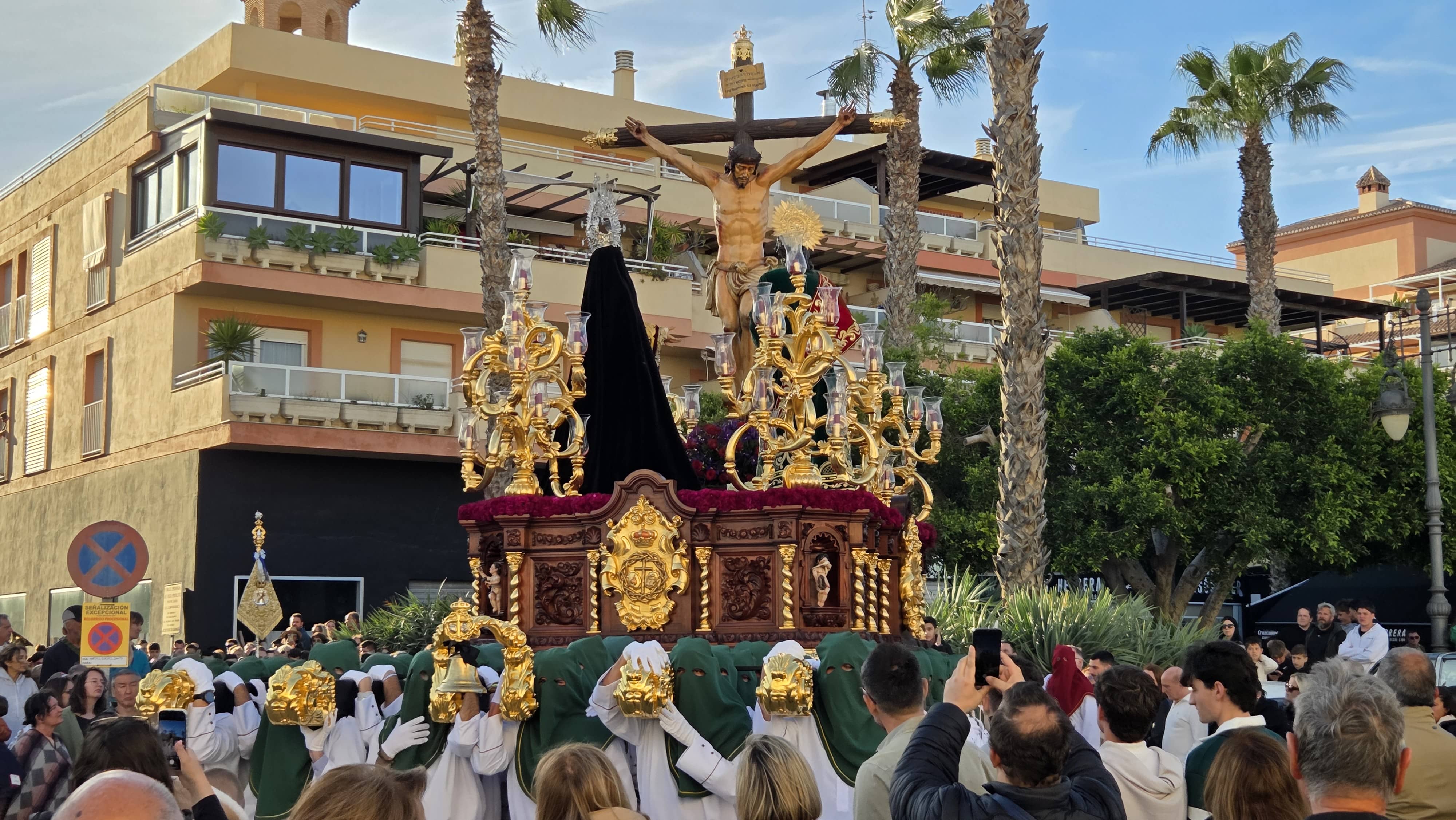 Desfile procesional de Almuñécar (Granada)