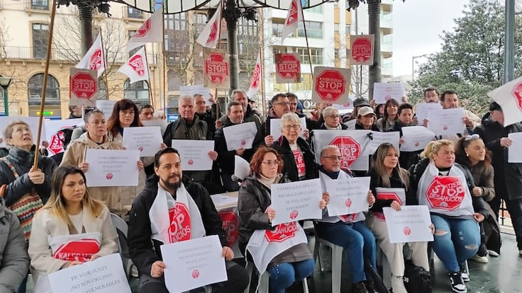 Stop Desahucios: "No vamos a permitir que ninguna familia vulnerable sea desahuciada por la cerrazón de PP, VOX y Junts"