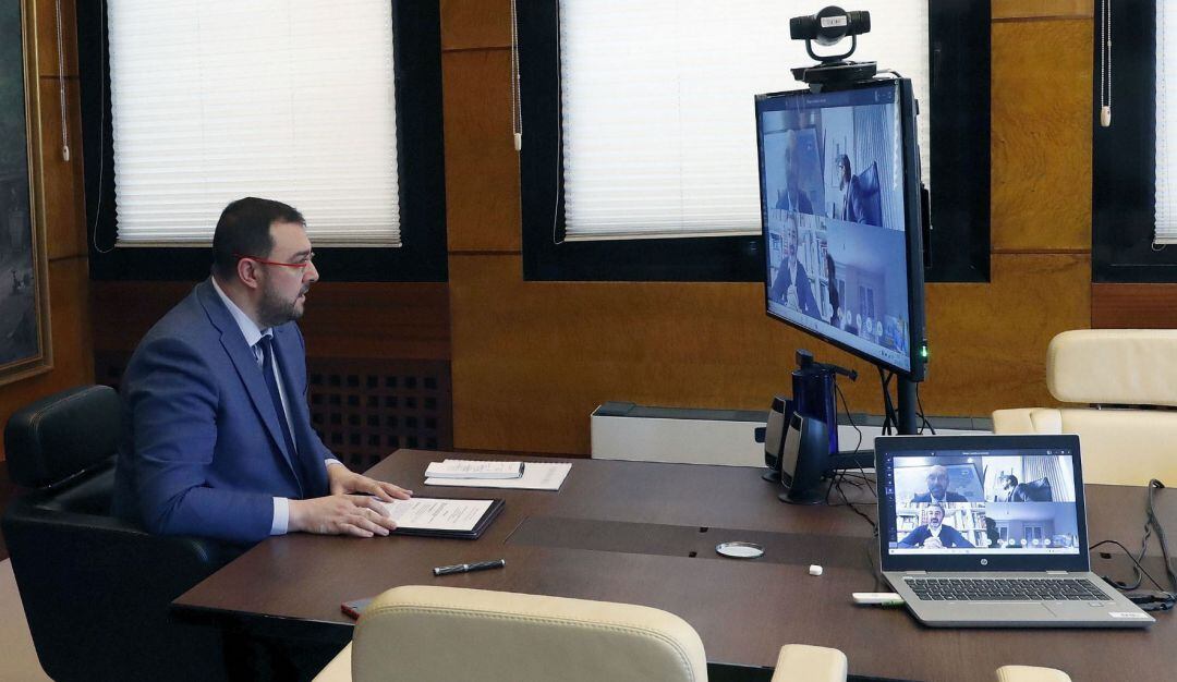 El Principado concederá ayudas de 400 euros mensuales a los autónomos para cubrir costes fijos