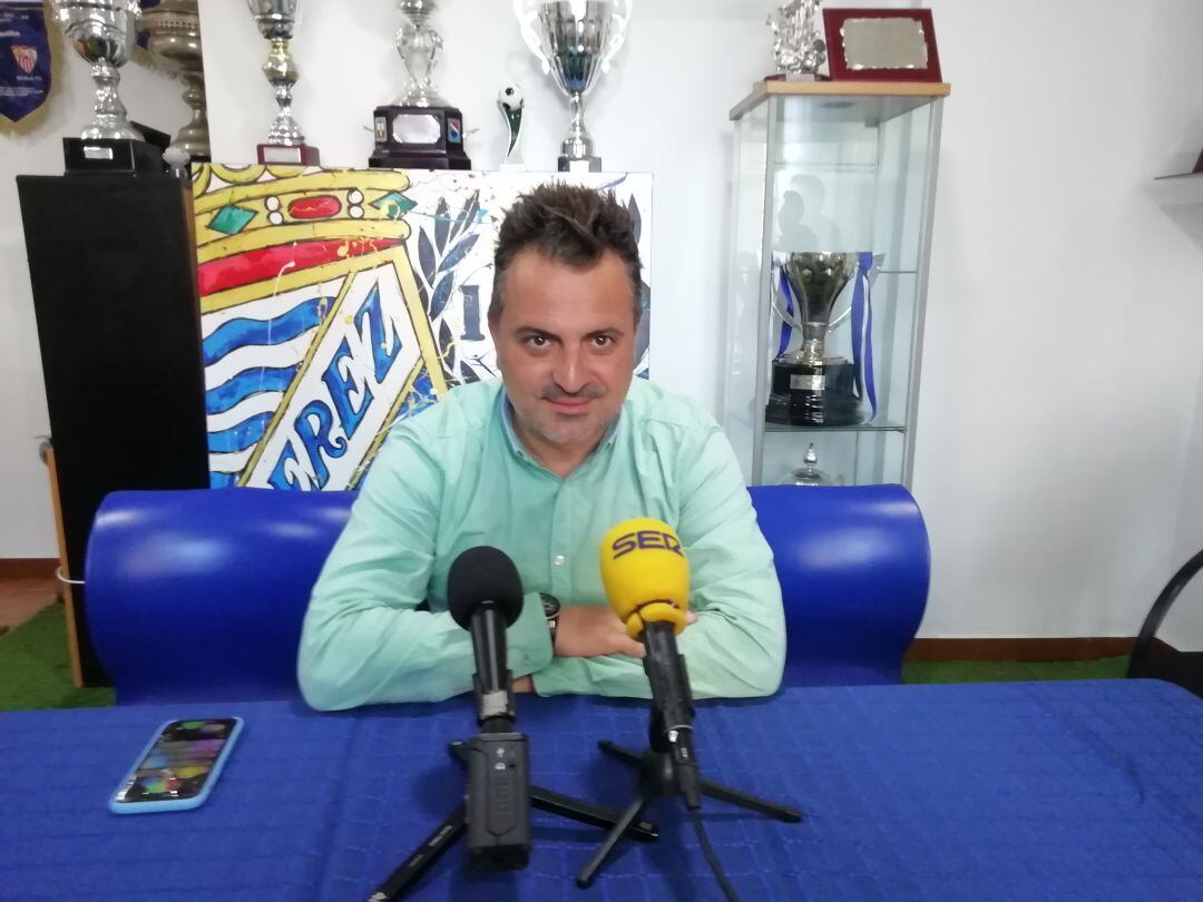 Joaquín Poveda entrenador del Xerez CD