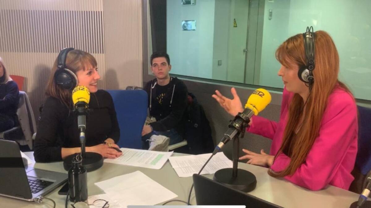 La reina del cuplé Olga Ramos, con Valeria Vegas