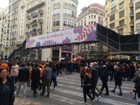 La pasarela peatonal en el circuito de la Ofrenda 2018