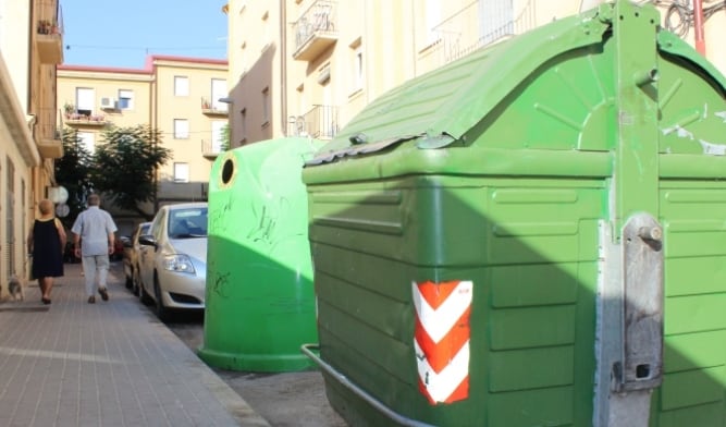 Contenedor en el que ha aparecido el cuerpo sin vida del bebé asesinado en Alcoy