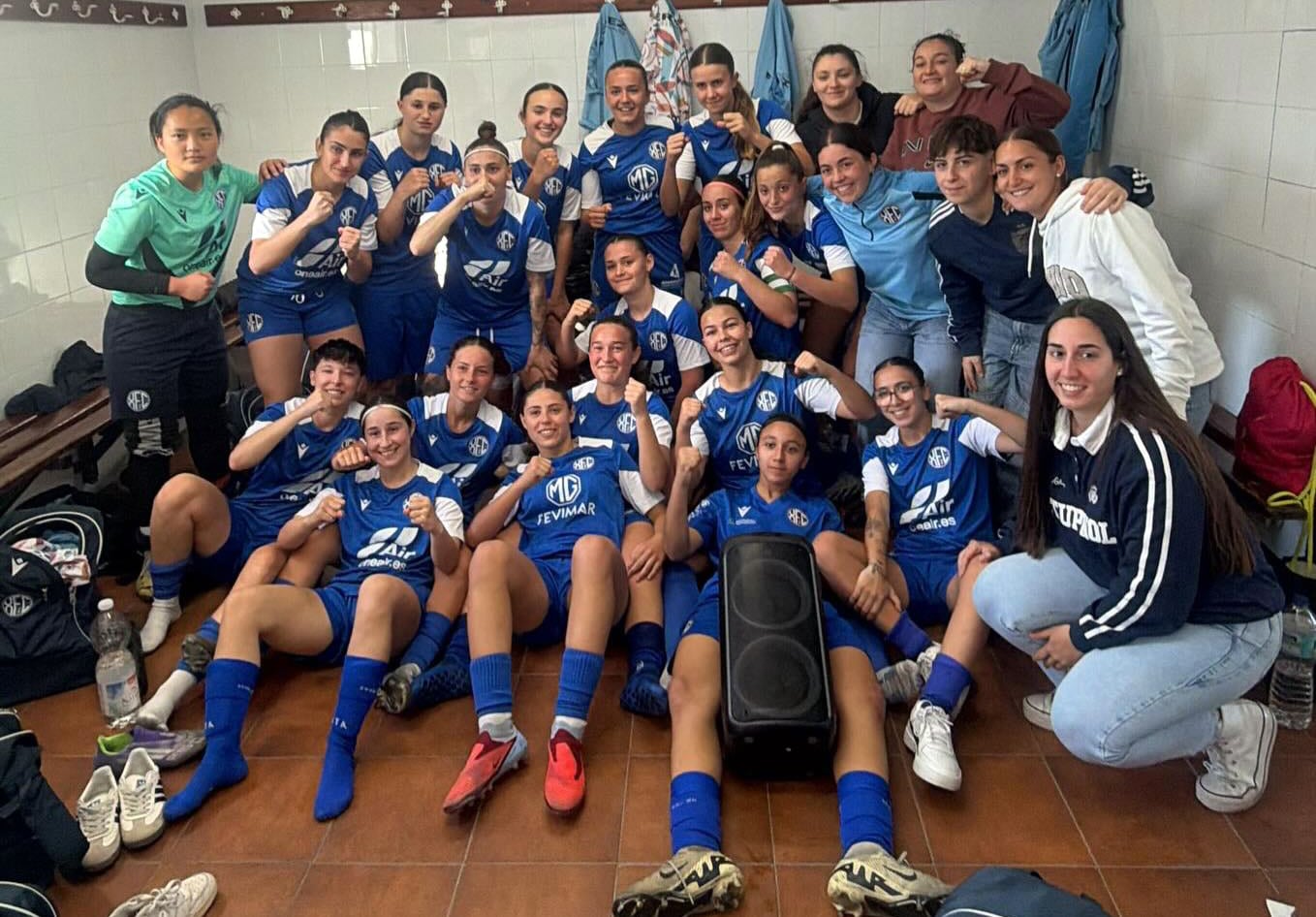 Jugadoras del Xerez Féminas tras su triunfo en Chiclana