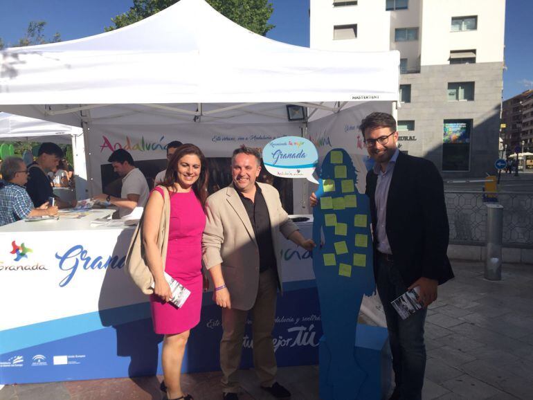 Campaña de promoción turística de Andalucía en Granada