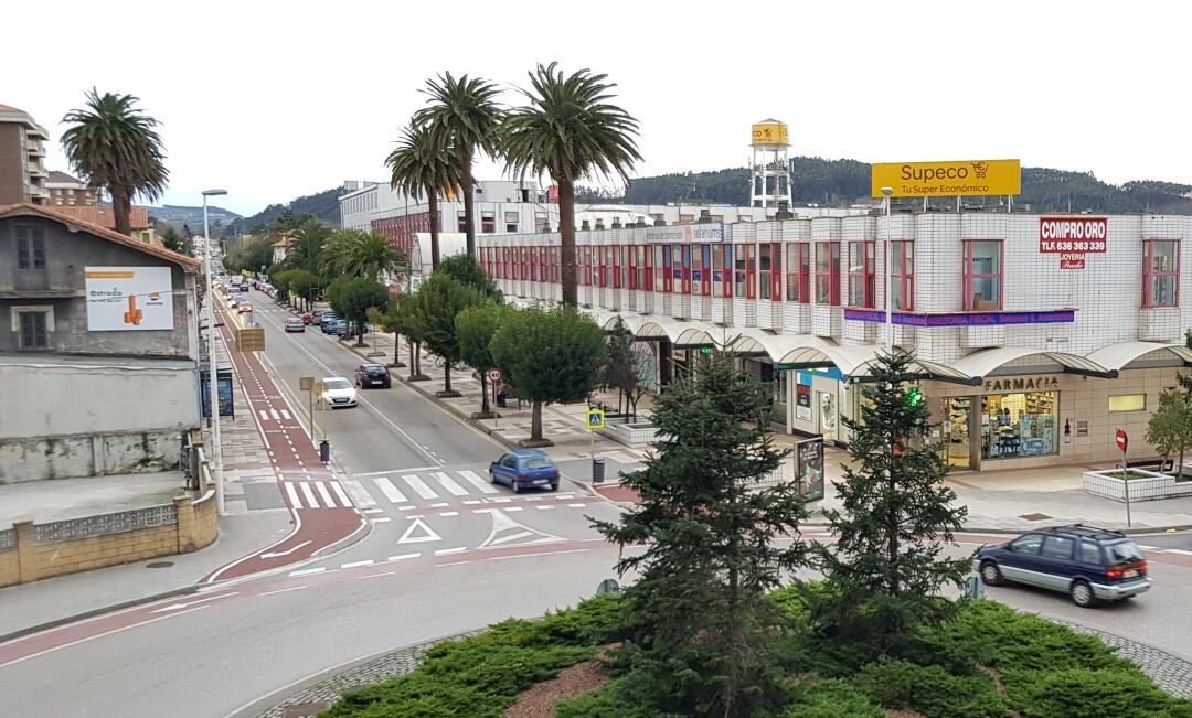 El carril bici en el Paseo de Julio Hauzeur