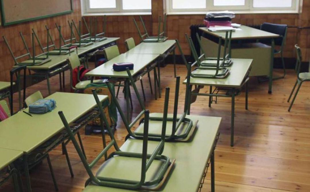 Els estudiants reben ensenyament a distància gràcies a les noves tecnologies i noten menys els efectes del confinament.