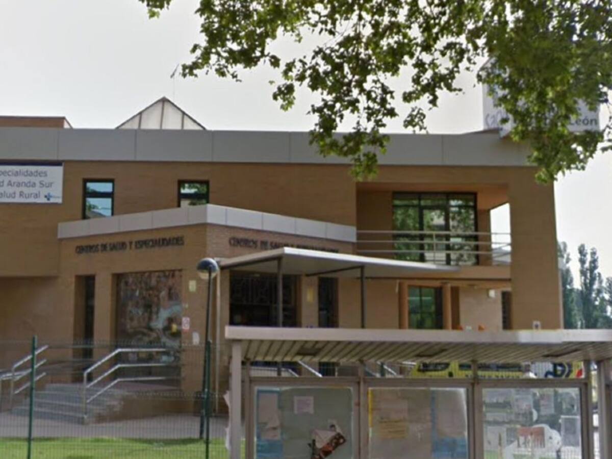 Un médico más en Aranda, dos menos en la comarca
