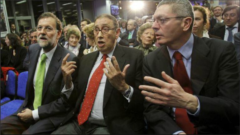 Mariano Rajoy, Mauricio Casals y Alberto Ruiz Gallardón. 