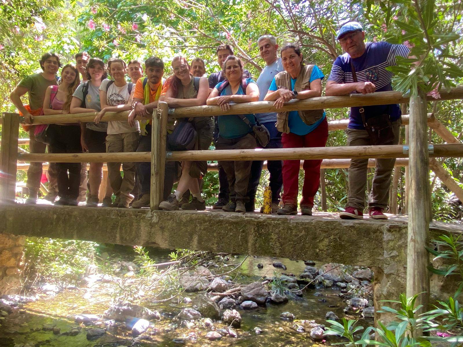 Grupo de voluntarios del Máster de arqueología de la Universidad Autónoma de Madrid