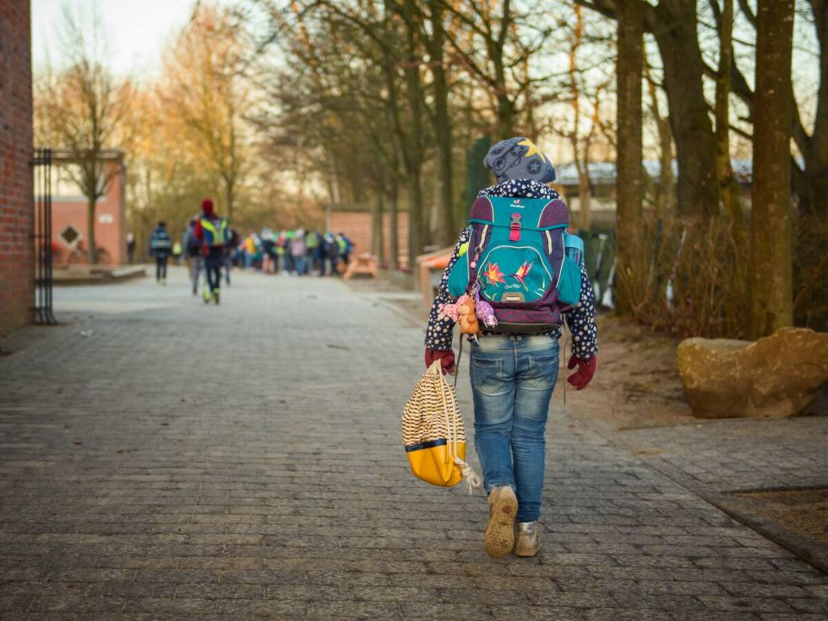 Al colegio hay que ir andando y con amigos