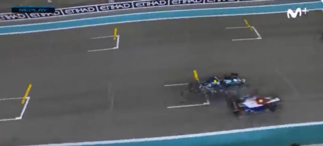 Latifi es arrollado en la salida de la carrera