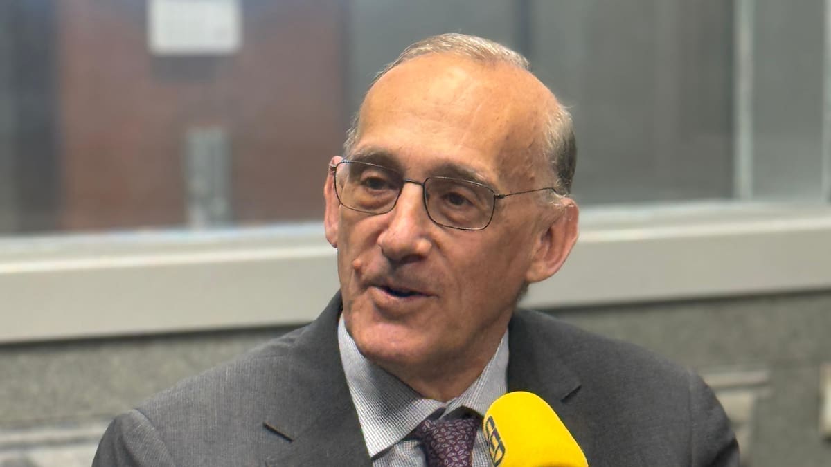 Entrevista al rector de la UVIGO sobre la descentralización de Medicina