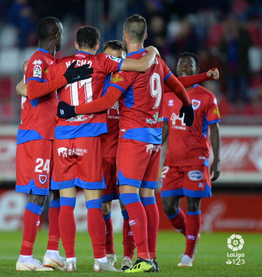 Los jugadores del Numancia celebran un gol en el duelo de ida ante el Nástic en Los Pajaritos.