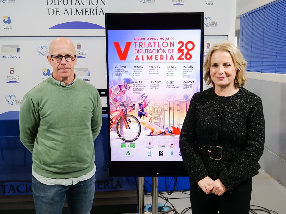 El V Circuito de Triatlón de la Diputación de Almería recorrerá ocho municipios con 9 pruebas
