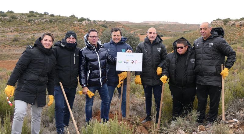 La primera plantación de este año se ha llevado a cabo en Cabolafuente (Zaragoza)