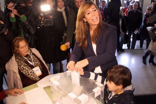 Vota la candidata del PPC, Alícia Sánchez Camacho