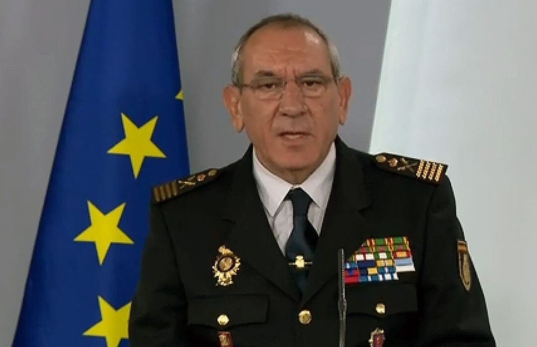 Captura de la señal institucional del Palacio de la Moncloa del director adjunto operativo de la Policía Nacional, el comisario principal José Ángel González