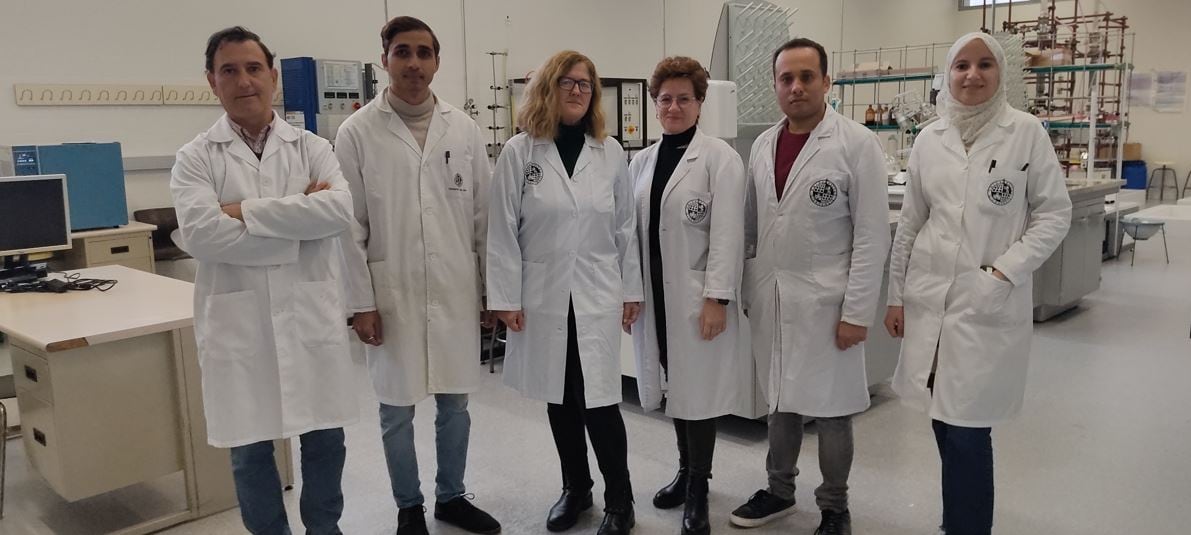 Equipo Investigador en el Laboratorio