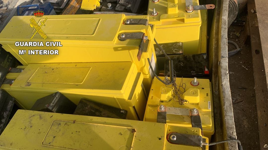 Baterías recuperadas con un valor aproximado de 1.100 euros