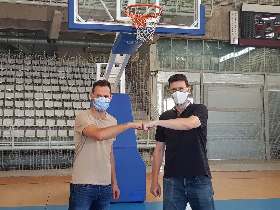 Pedro Llompart y Toni Gallego en el pabellón Pedro Ferrándiz