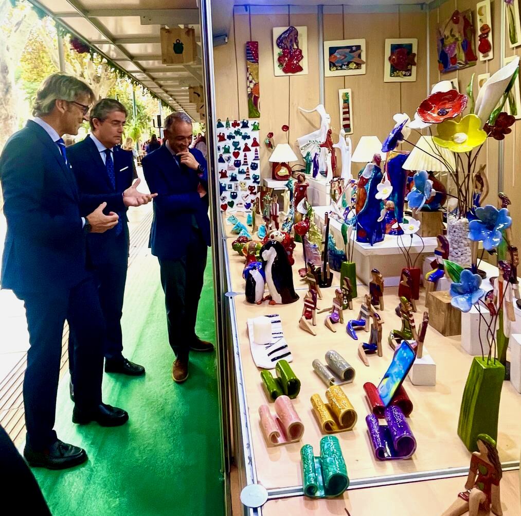 Abre sus puertas la feria de artesanía de Navidad de Murcia