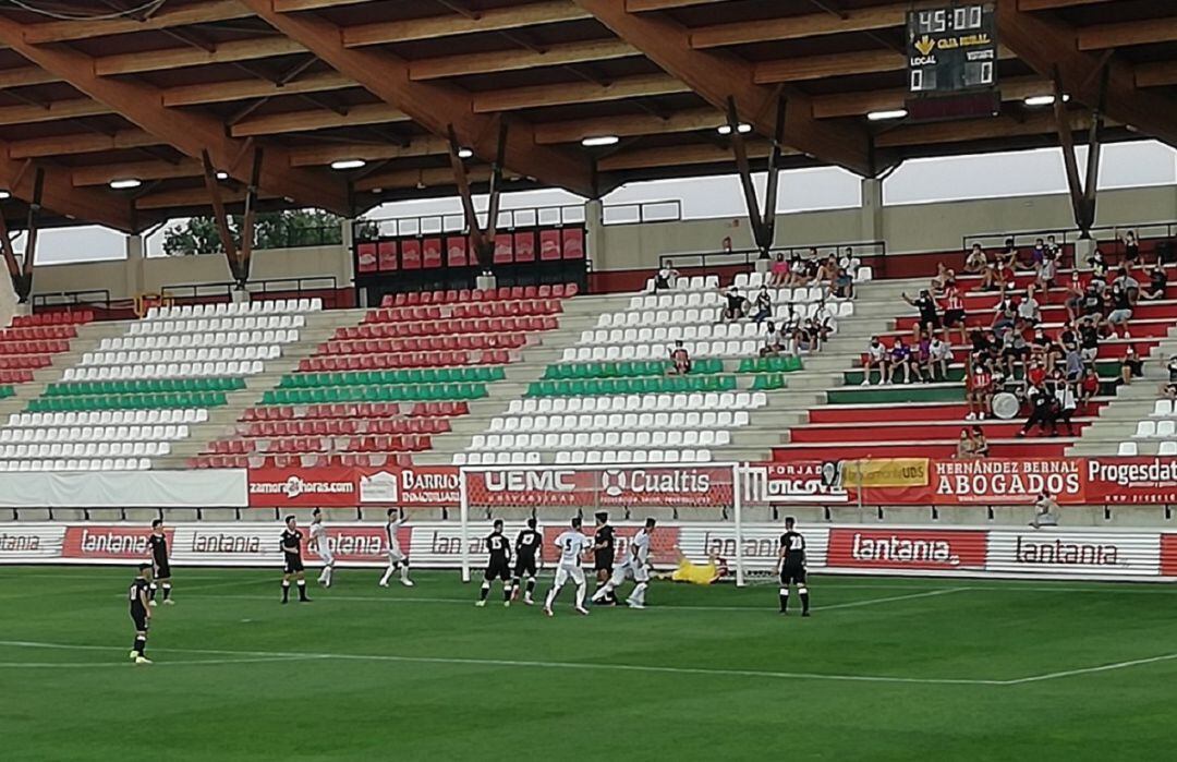 Primer gol del Zamora CF (hoy de blanco)