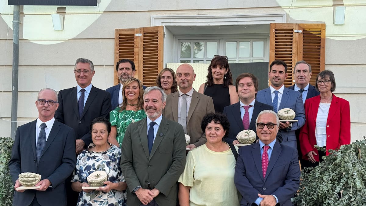 El Gobierno de Aragón entrega los I Premios Agroalimentarios para reconocer la excelencia del sector