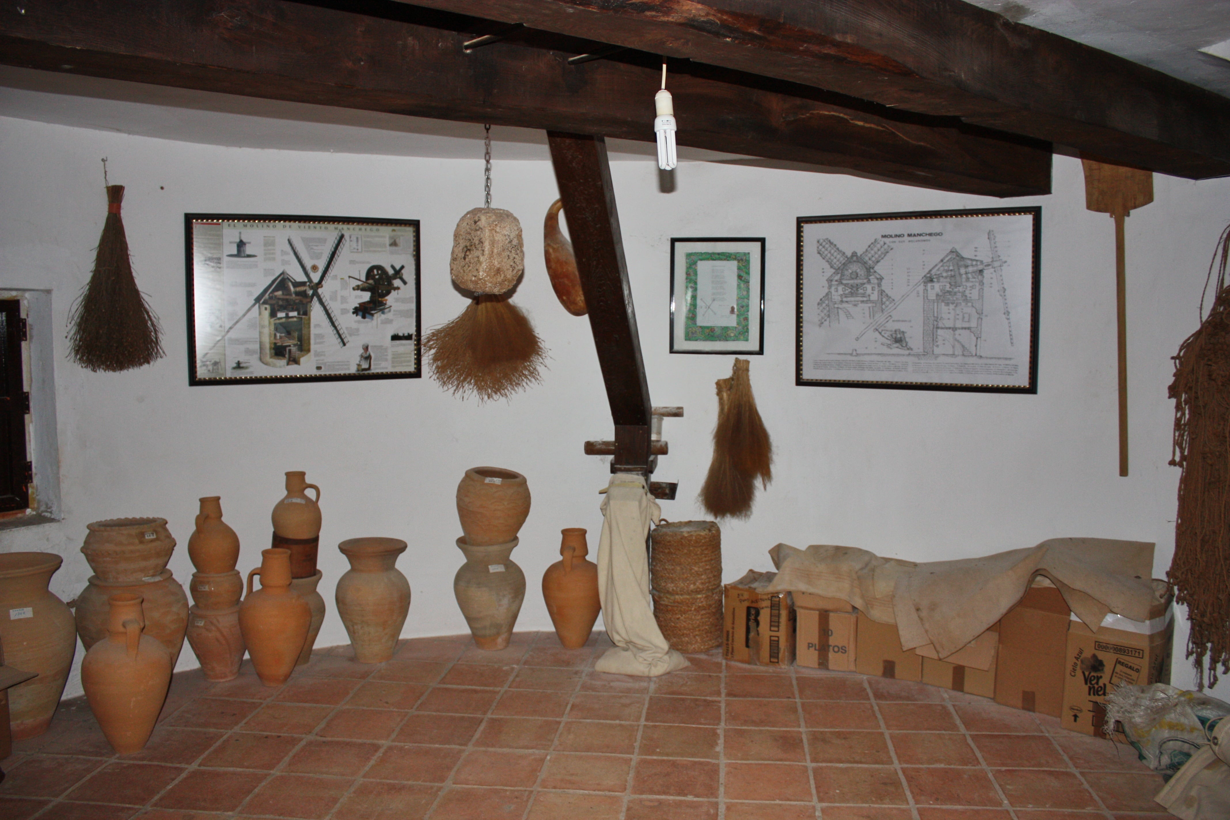 Sala del museo de la molienda que podemos ver en el molino El Gigante de Mota del Cuervo.