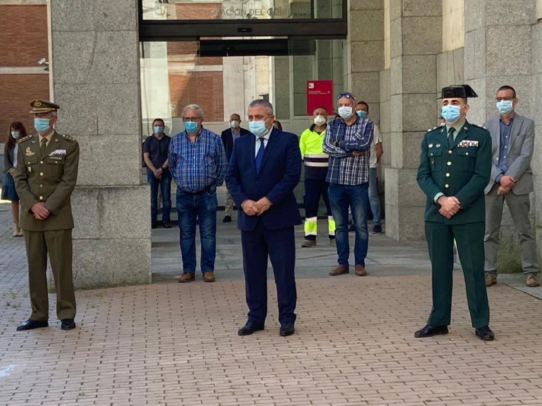 Minuto de silencio por las víctimas del Covid19