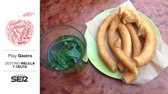 Té moruno con churros.