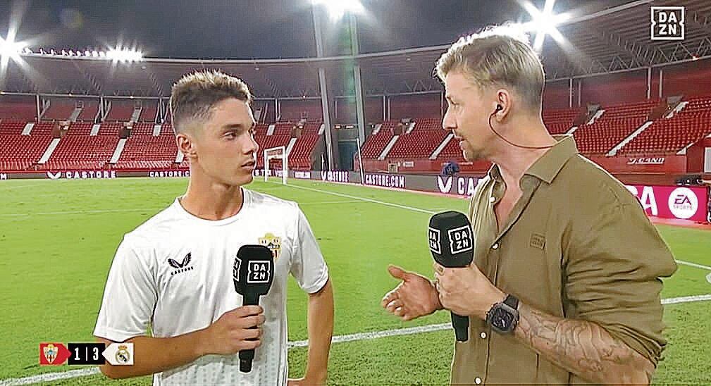 El que fuera entrenador del Almería habla de la nueva estrella del Almería.