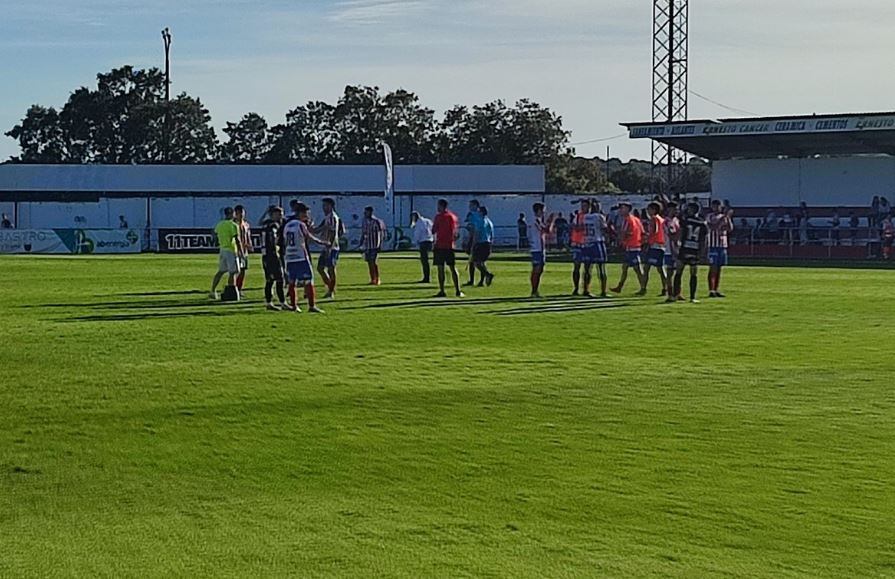 El Barbastro empata con el Tudelano en casa