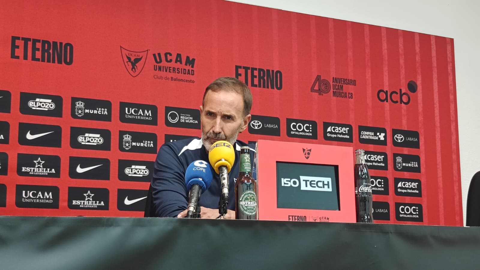 Sito Alonso en la sala de prensa del Palacio