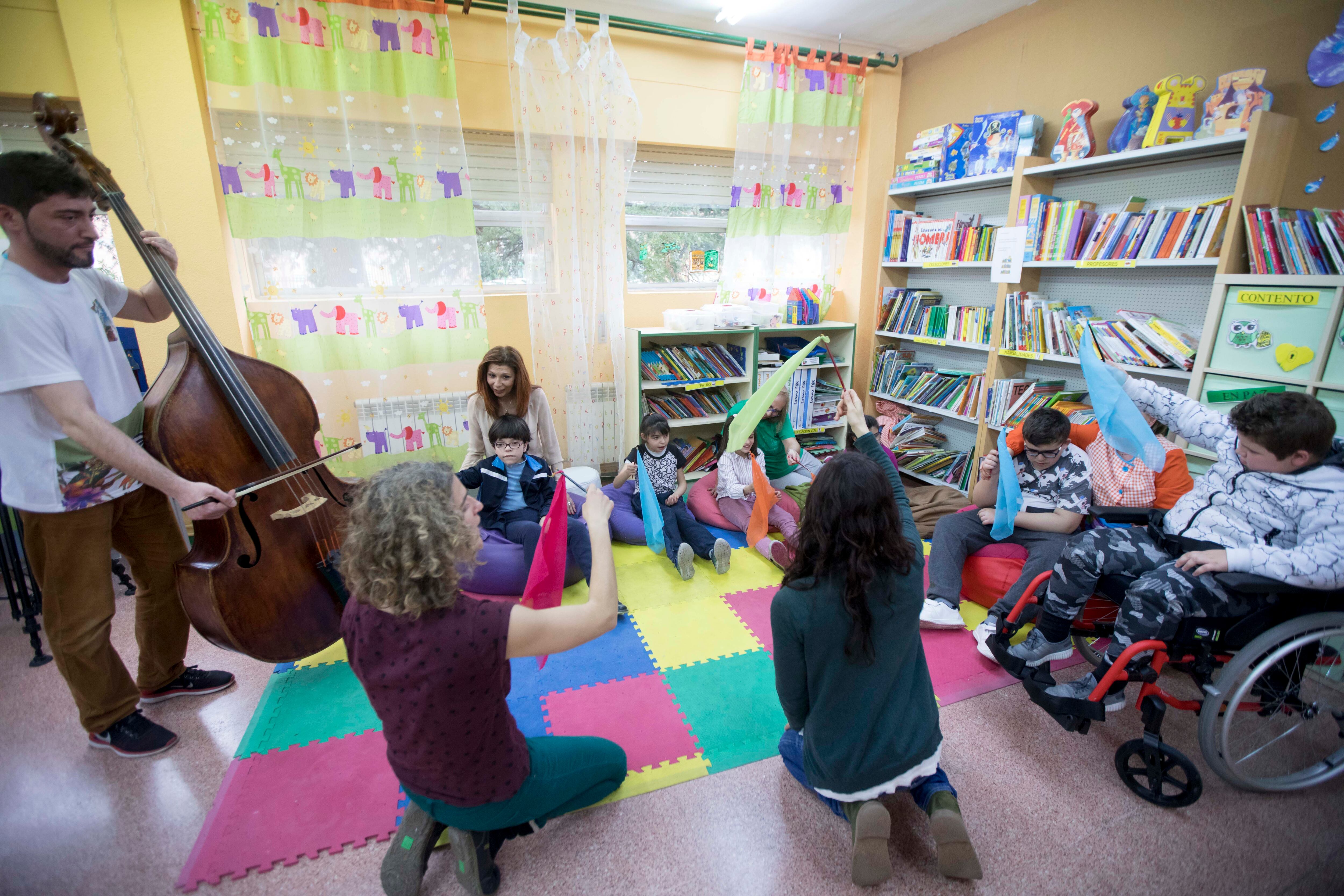 Taller de estimulación musical en el Centro de Educación Especial Nº 1 de Valladolid