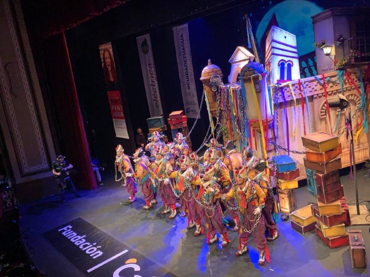 "Queda encaidenarse" a la comparsa de Kike Remolino