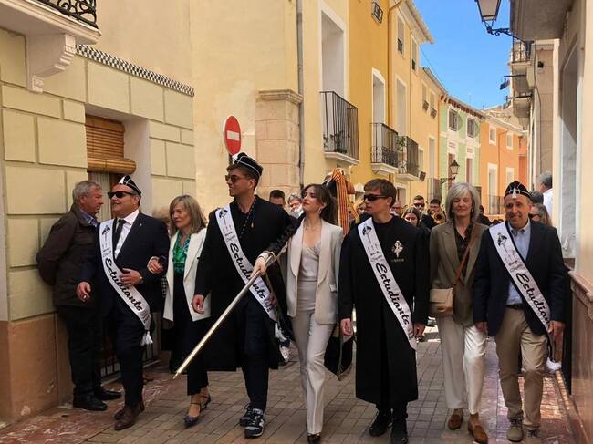 Capitanes estudiantes 10 y 13 de Mayo