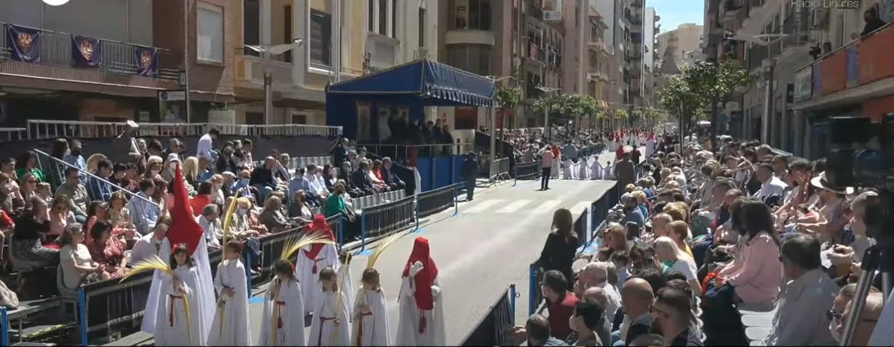 Carrera oficial de la Semana Santa de Linares (archivo)