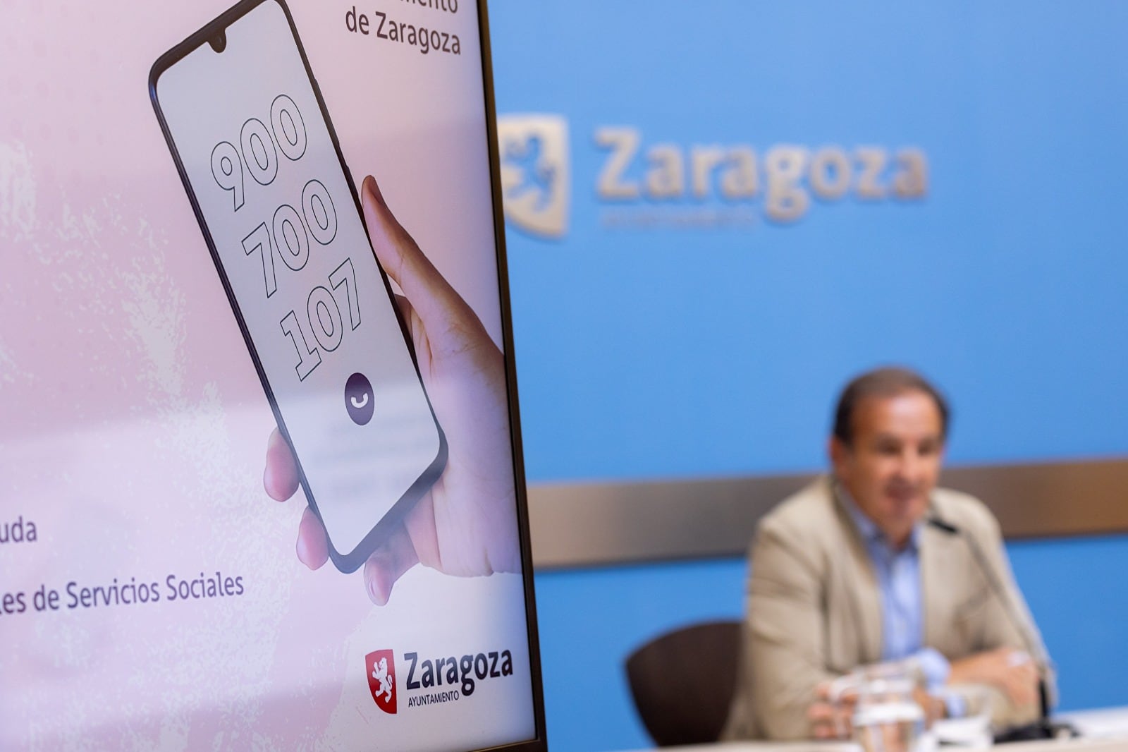 900 700 107: el nuevo teléfono de los Servicios Sociales de Zaragoza