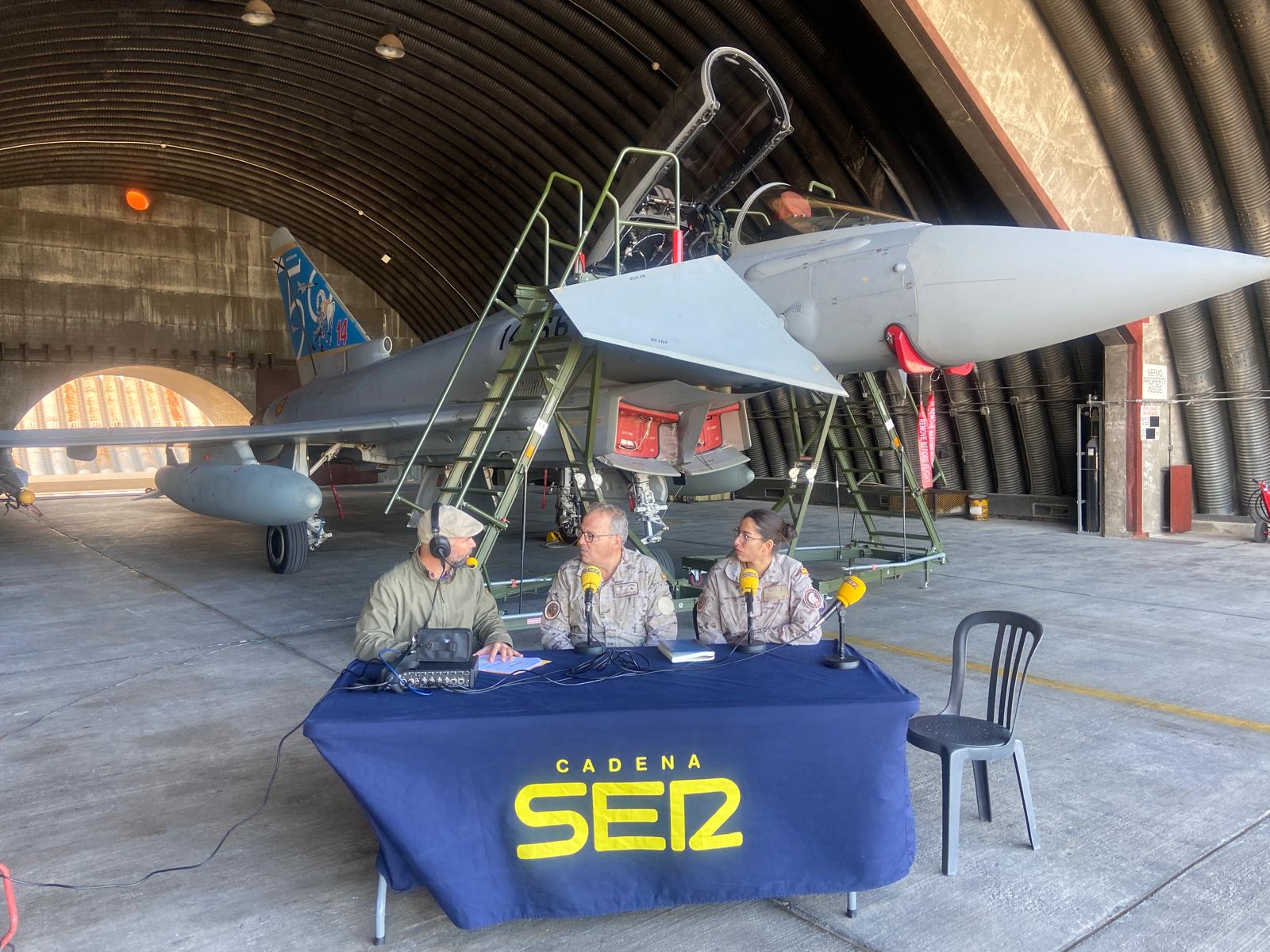 El subteniente Escudero y la soldado Martínez