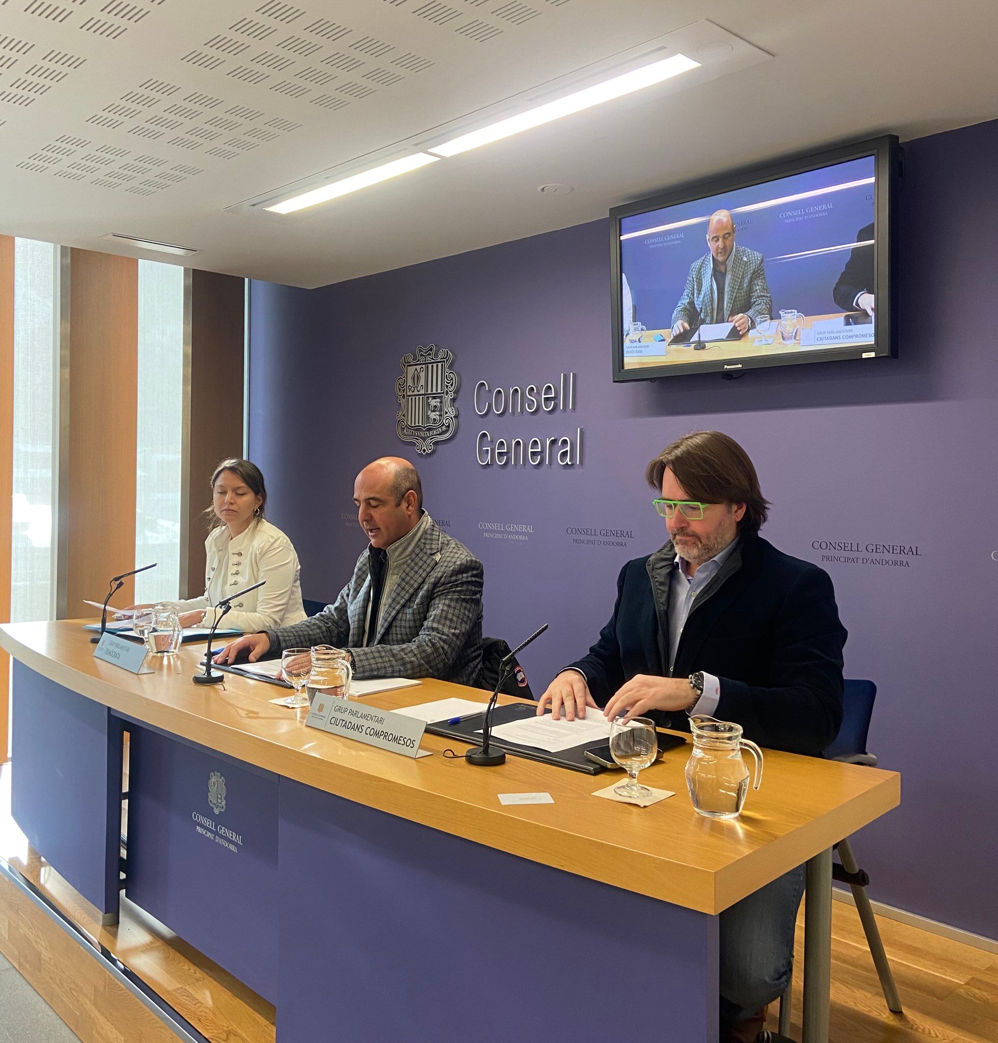 Roda de premsa dels grups parlamentaris de la majoria per presentar les seves esmenes al pressupost de l'Estat del 2024.