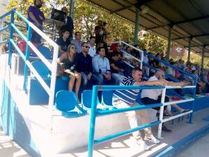 Parte de la directiva presenció in situ el partido