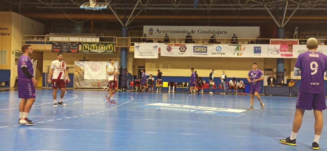 BM Guadalajara 21 BM Logroño 32