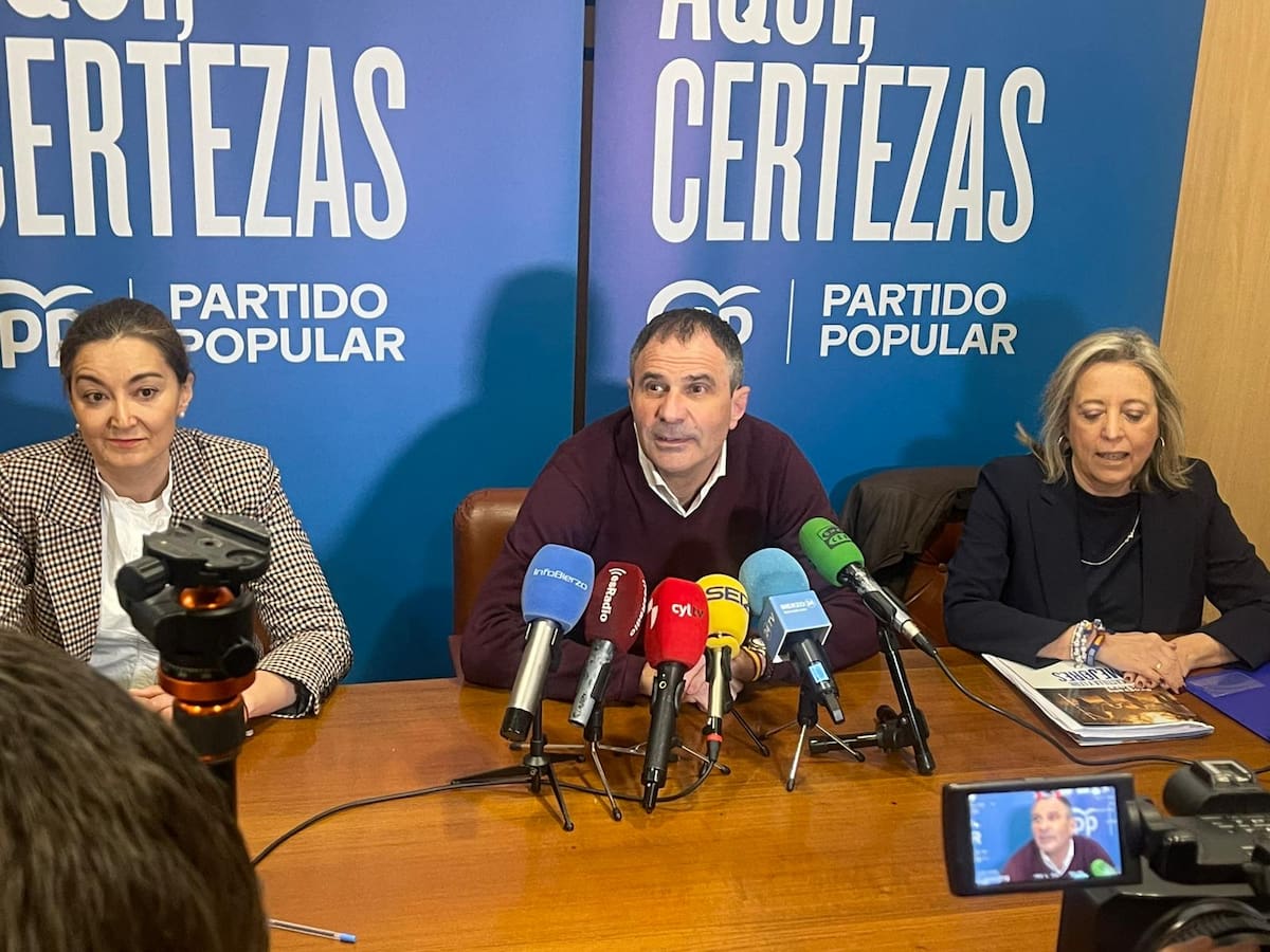 La candidatura del PP defiende los logros sanitarios en el Bierzo y culpa al Gobierno de la falta de médicos