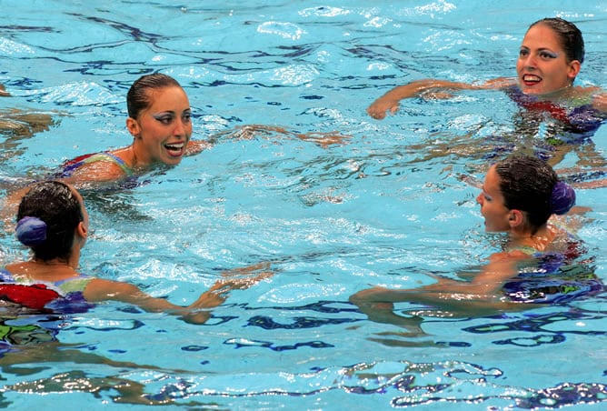 Nuestras chicas sonríen tras finalizar su ejercicio